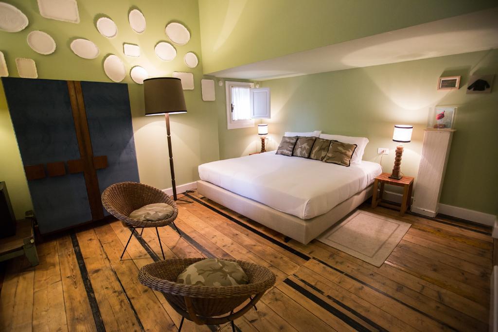 Adastra Suites Florence Kamer foto