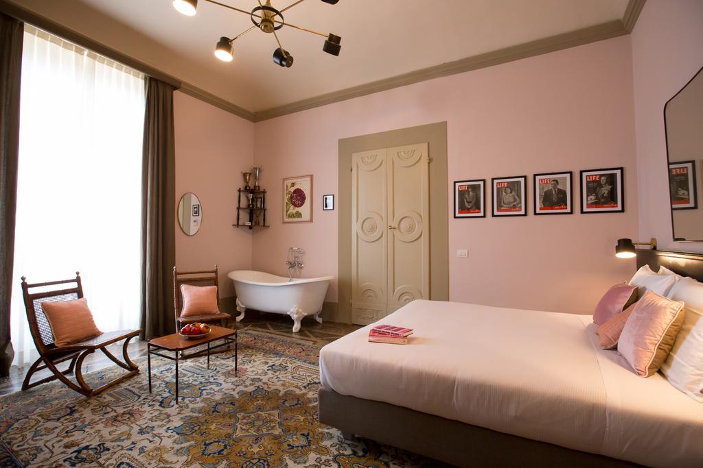 Adastra Suites Florence Kamer foto